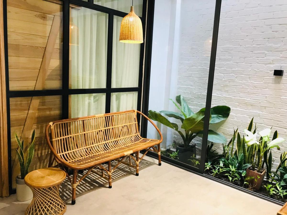 Uri House, 1- 2 Bedroom Tourism Apt, 5' Walk Dragon Bridge Da Nang Esterno foto