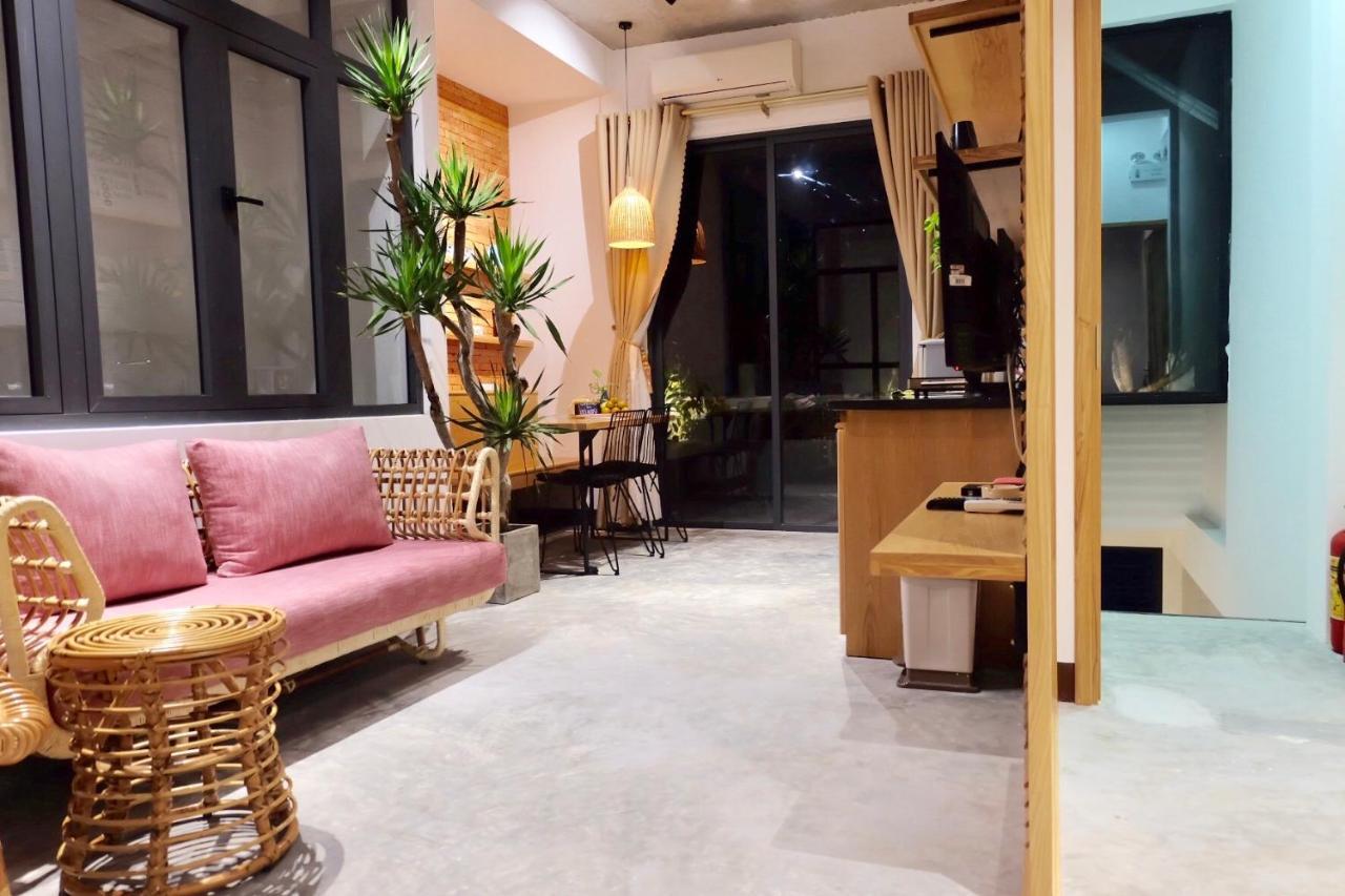 Uri House, 1- 2 Bedroom Tourism Apt, 5' Walk Dragon Bridge Da Nang Esterno foto